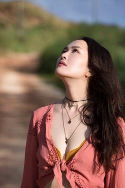 轻轻色在线视频播放